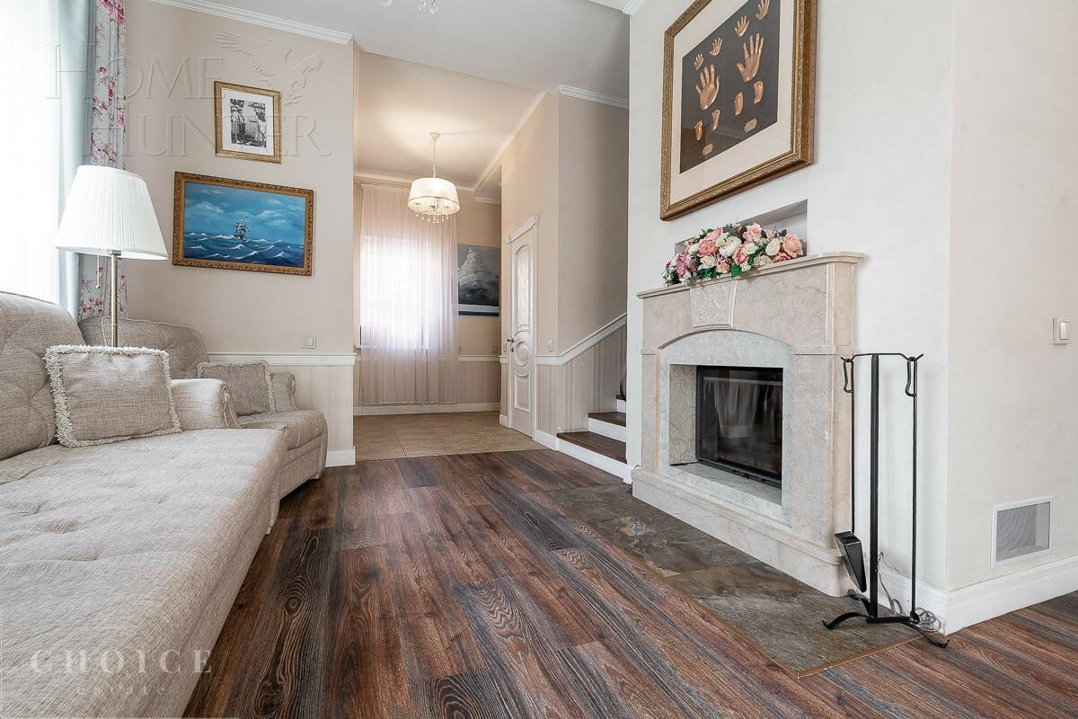 3-этажный таунхаус 230 м² с отделкой