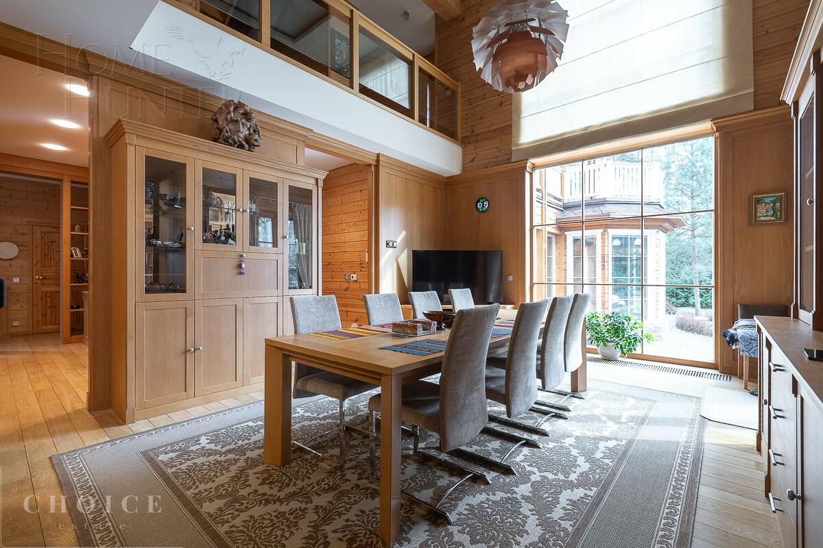 2-этажный коттедж 1 300 м² с отделкой