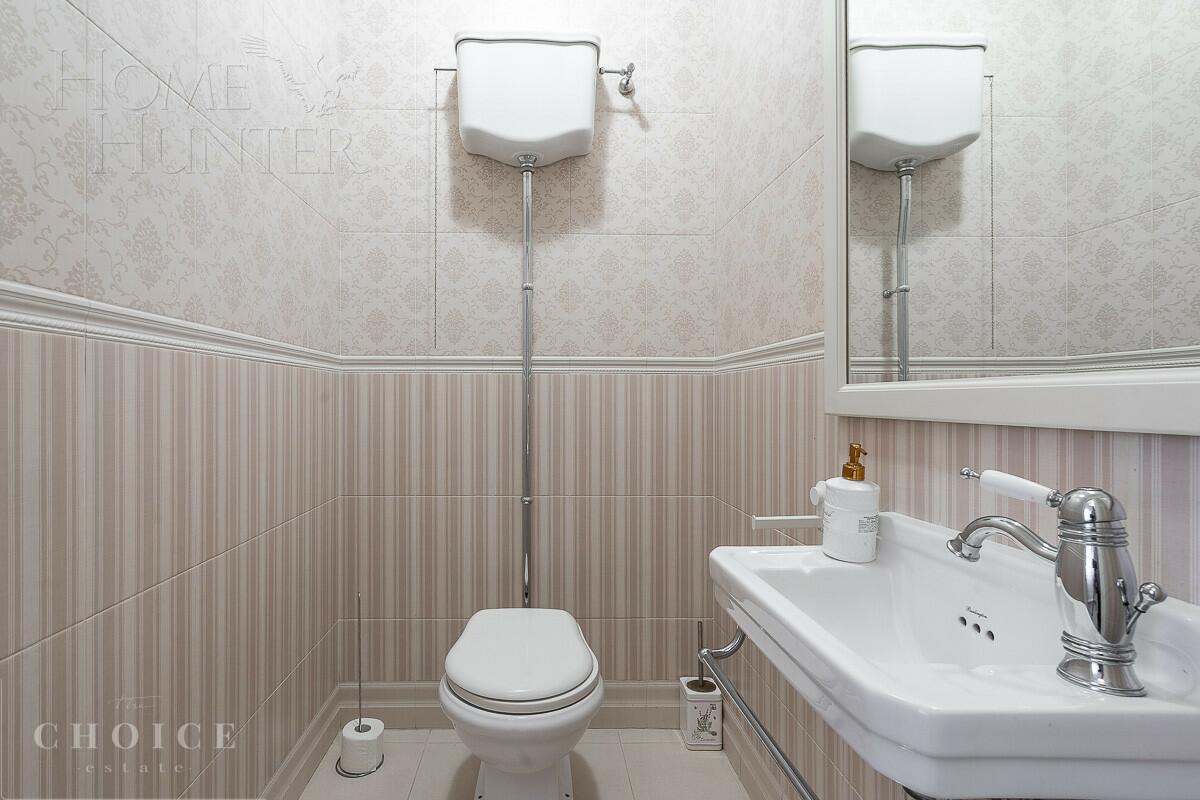 3-этажный таунхаус 230 м² с отделкой