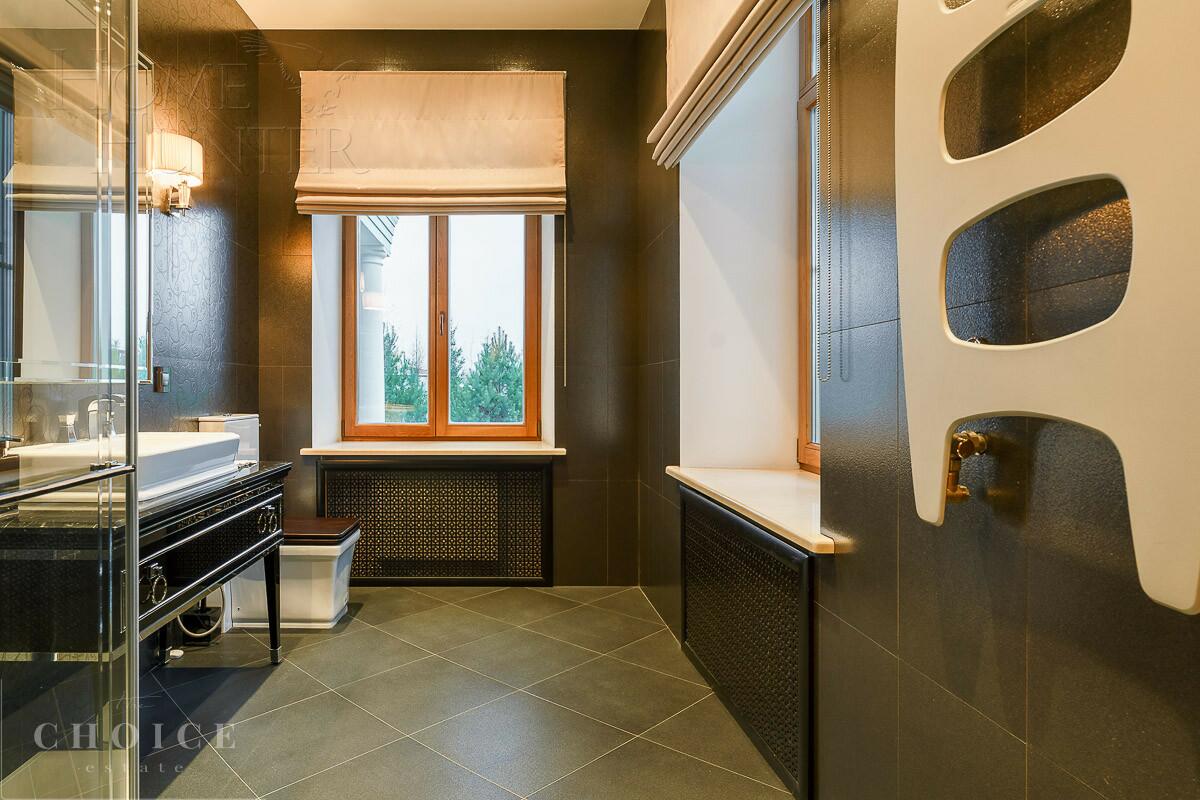 2-этажный коттедж 1 250 м² с отделкой