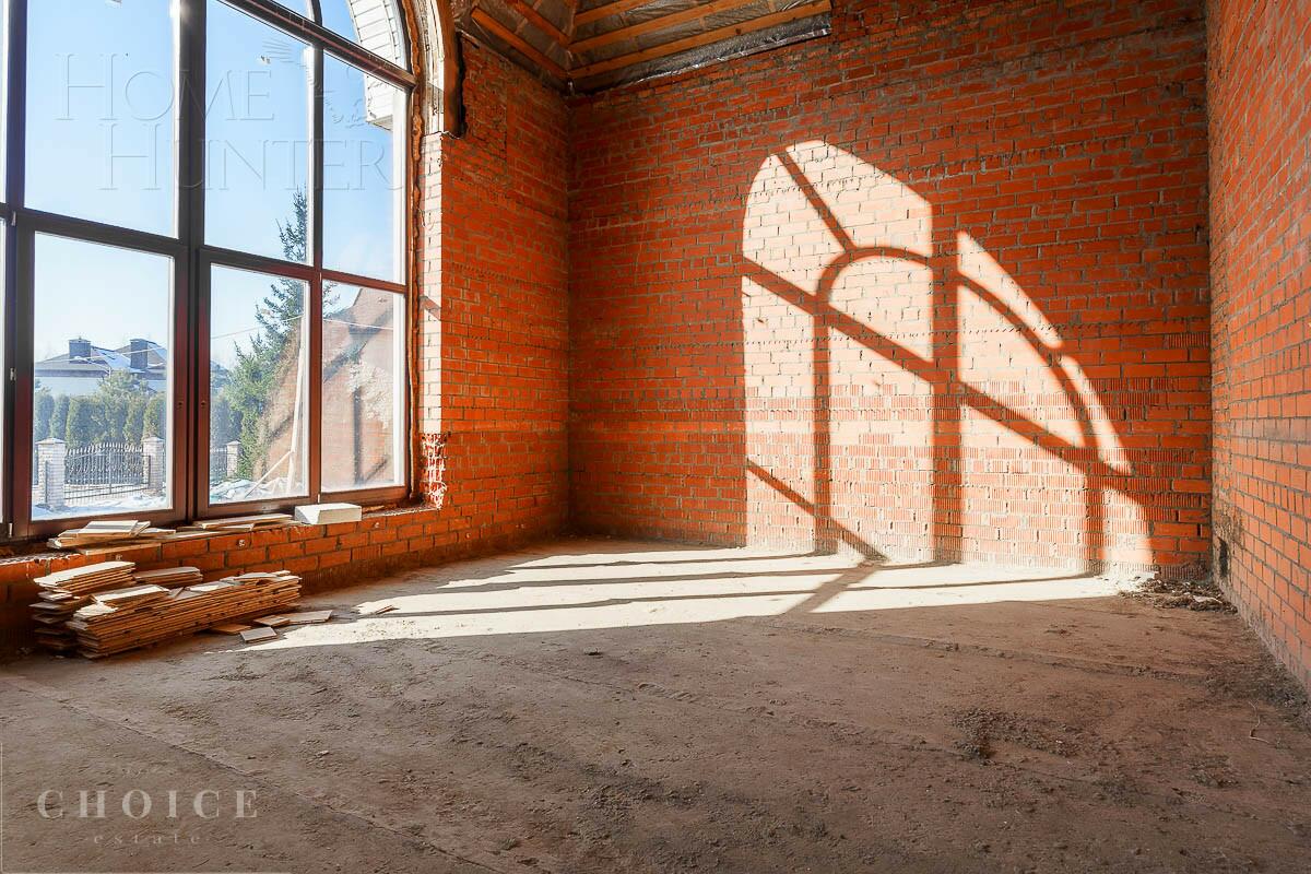 2-этажный коттедж 550 м² без отделки