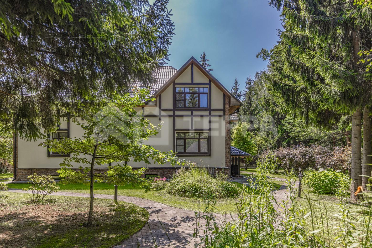 2-этажный коттедж 471 м² с отделкой