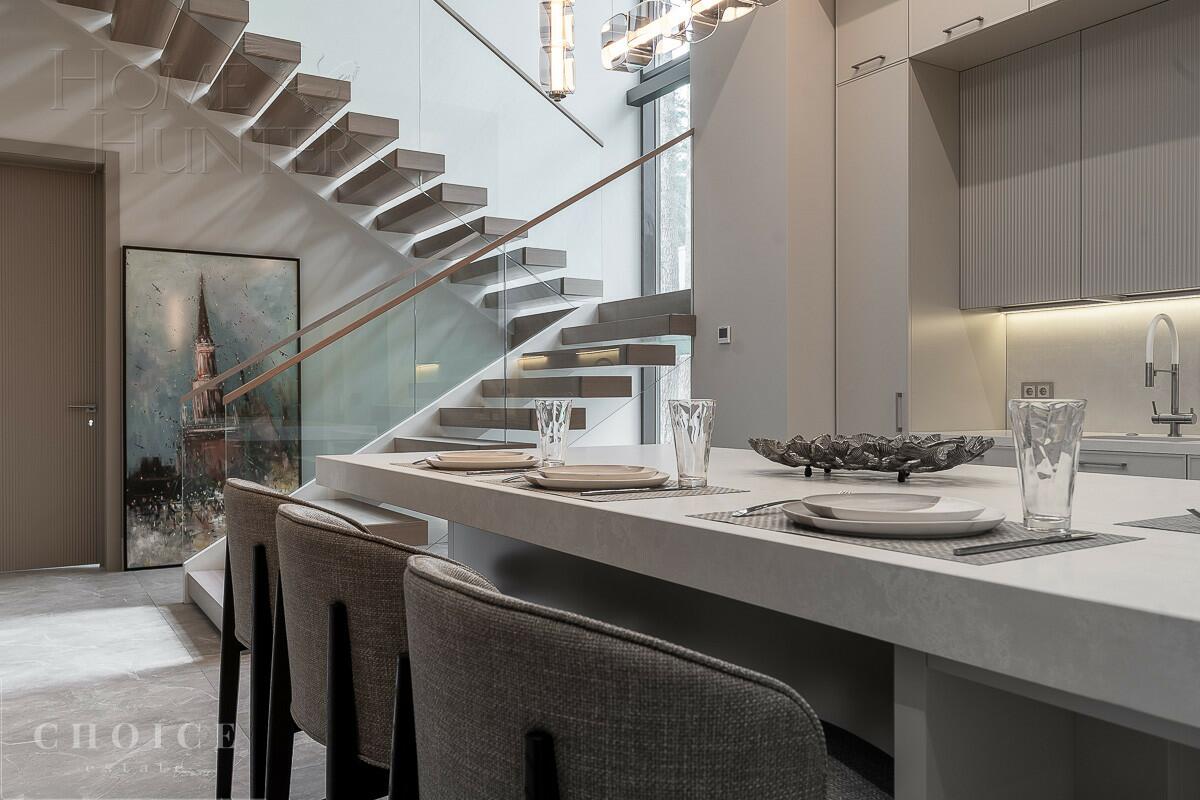 2-этажный коттедж 645 м² с отделкой