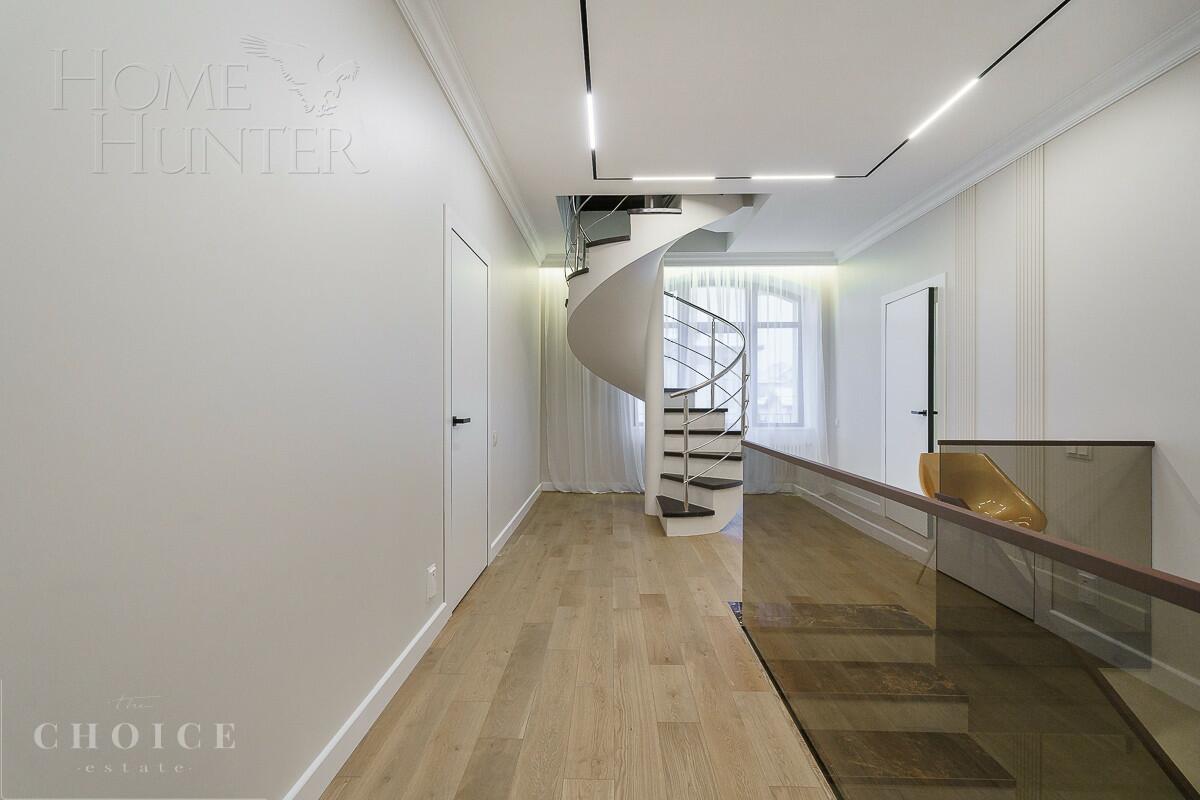 2-этажный коттедж 382 м² с отделкой