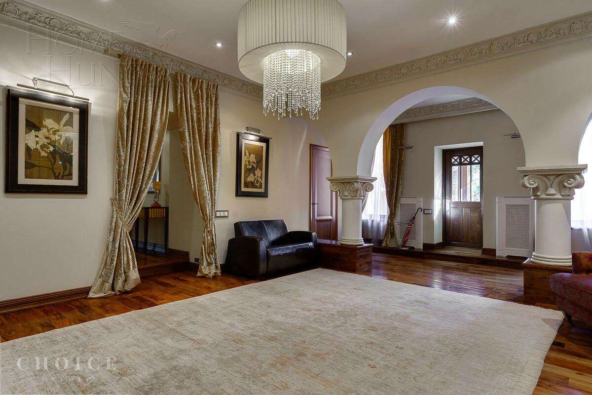 2-этажный коттедж 726 м² с отделкой