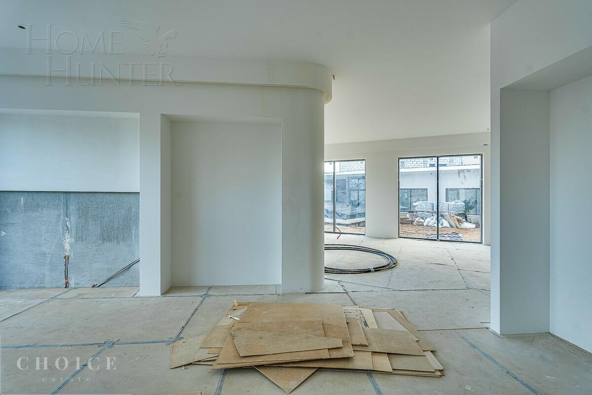 2-этажный коттедж 900 м² без отделки