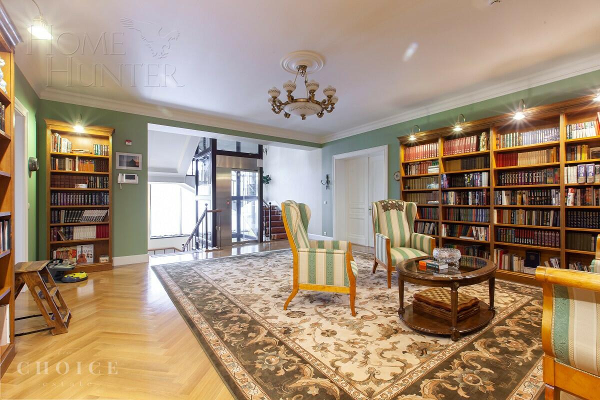 2-этажный коттедж 972.8 м² с отделкой