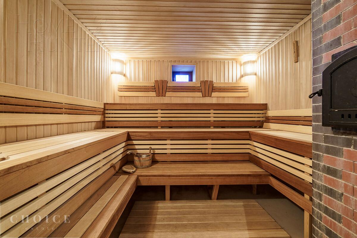 2-этажный коттедж 1 250 м² с отделкой