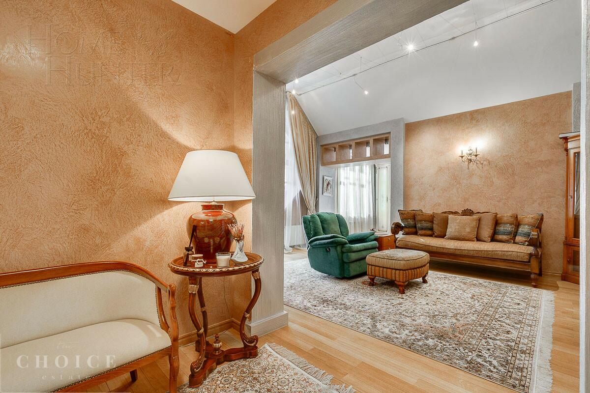 2-этажный коттедж 1 460 м² с отделкой