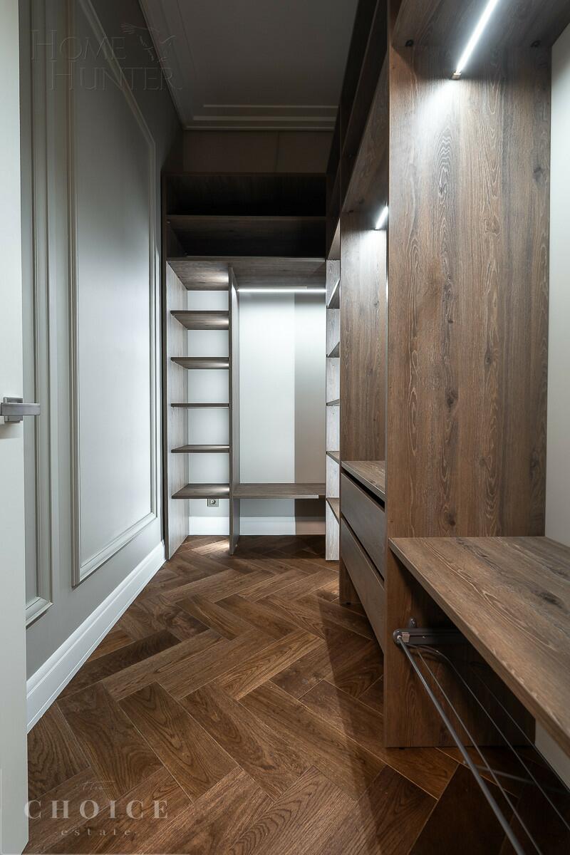 3-этажный таунхаус 271 м² с отделкой