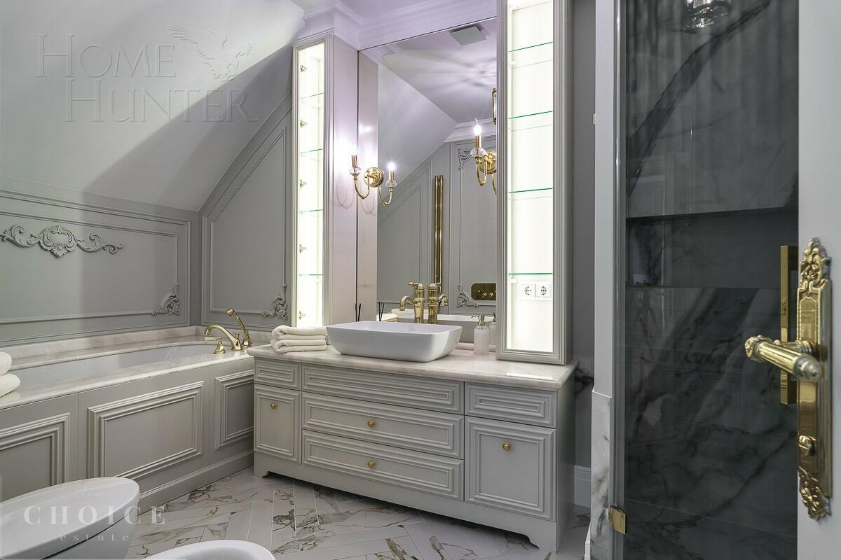 2-этажный коттедж 350 м² с отделкой