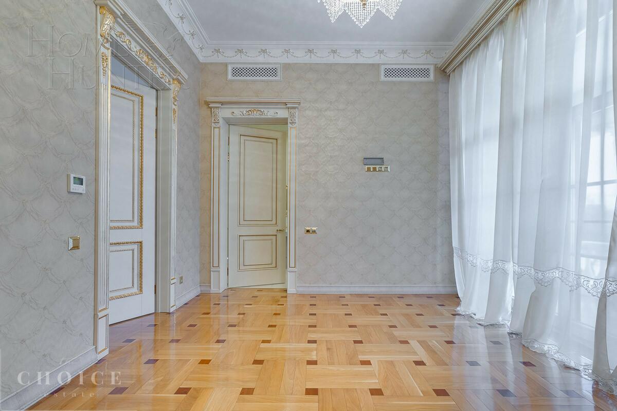 2-этажный коттедж 3 000 м² с отделкой