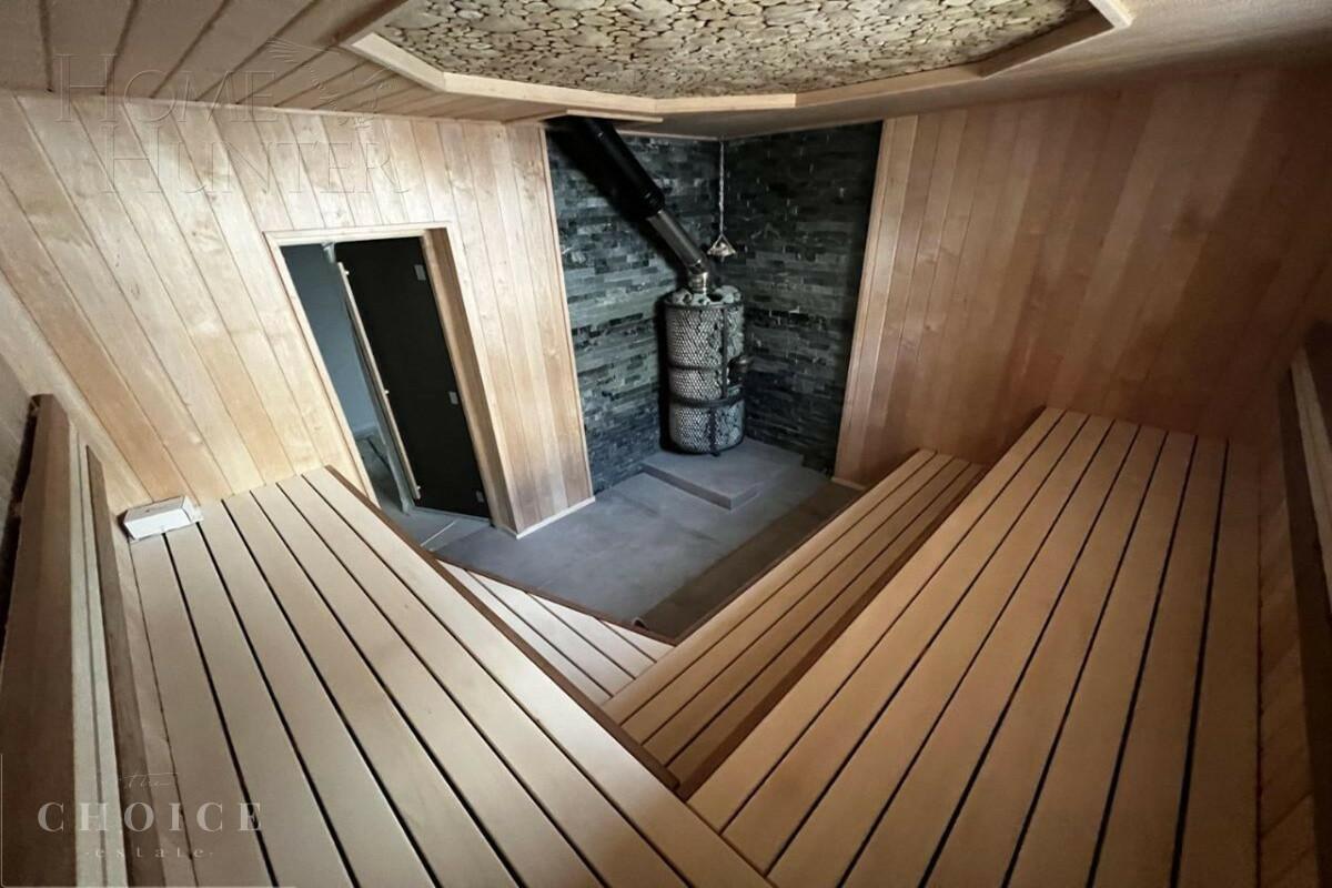 2-этажный коттедж 900 м² без отделки