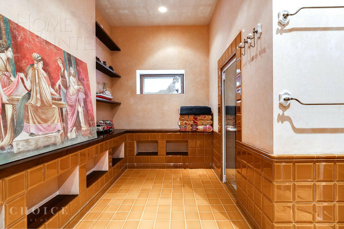 2-этажный коттедж 600 м² с отделкой