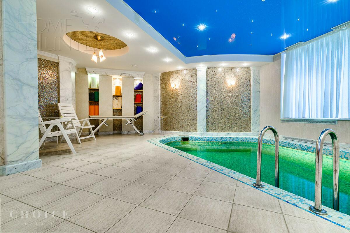 2-этажный коттедж 1 460 м² с отделкой