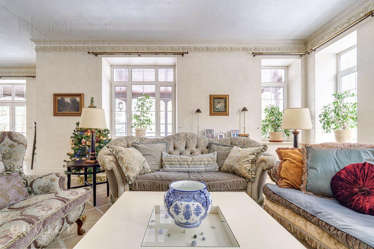 2-этажный коттедж 400 м² с отделкой