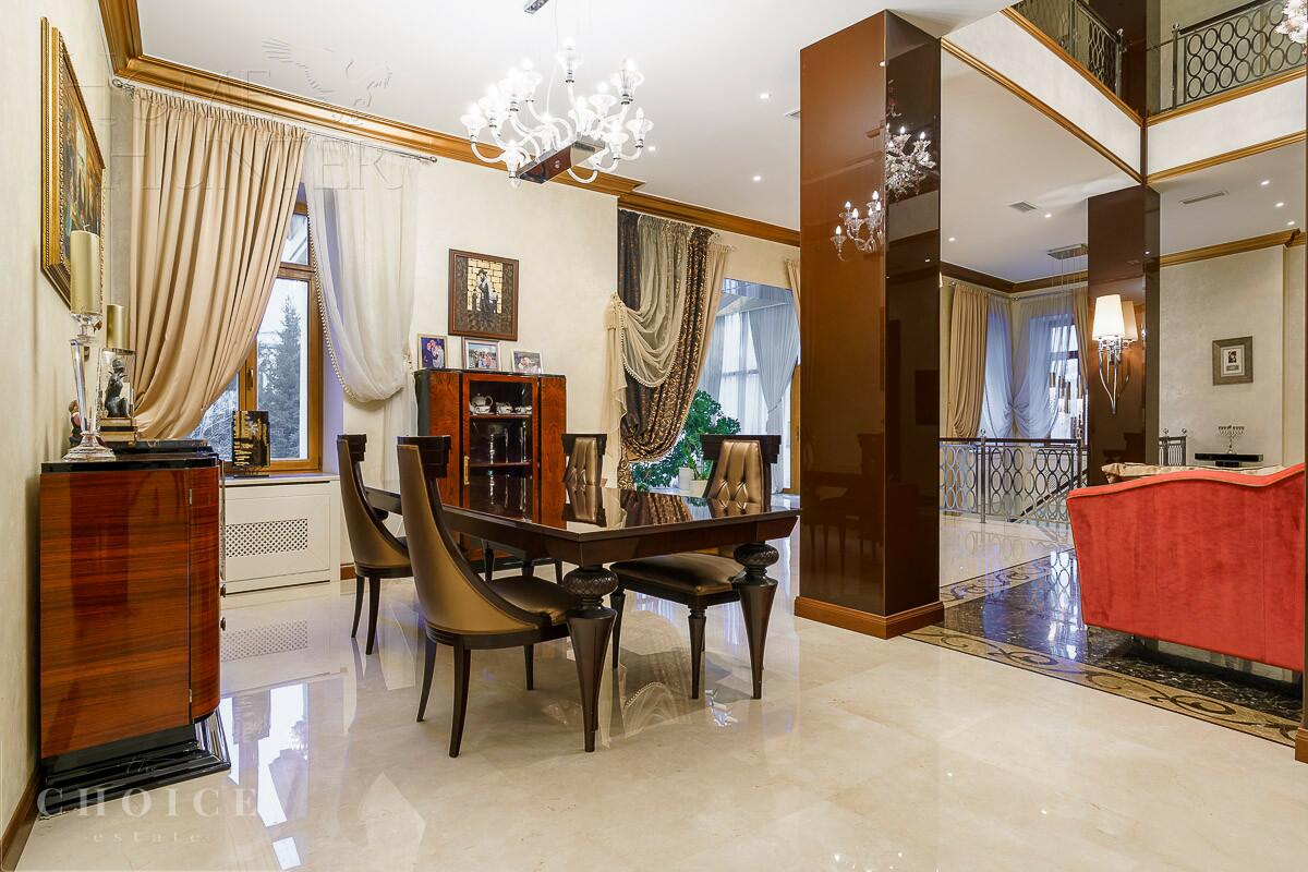 2-этажный коттедж 1 250 м² с отделкой