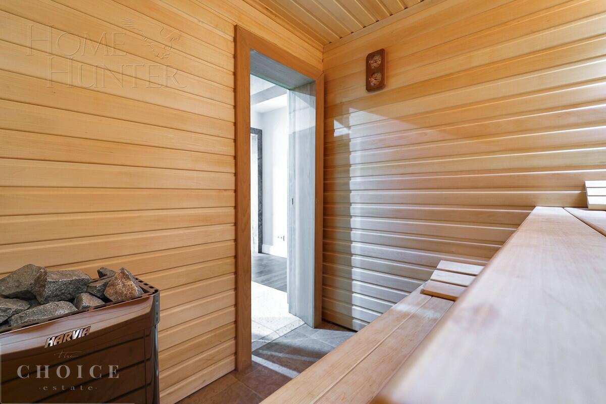 2-этажный коттедж 350 м² с отделкой