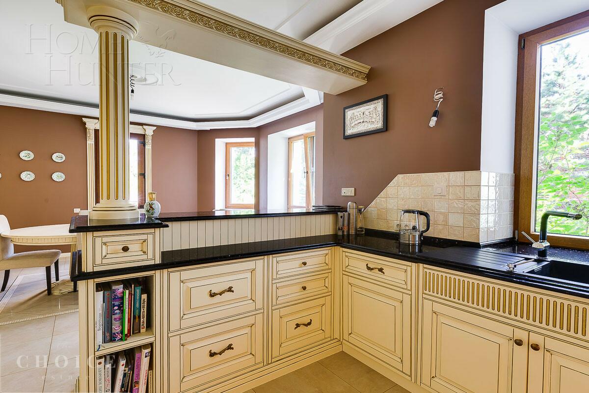 2-этажный коттедж 800 м² с отделкой