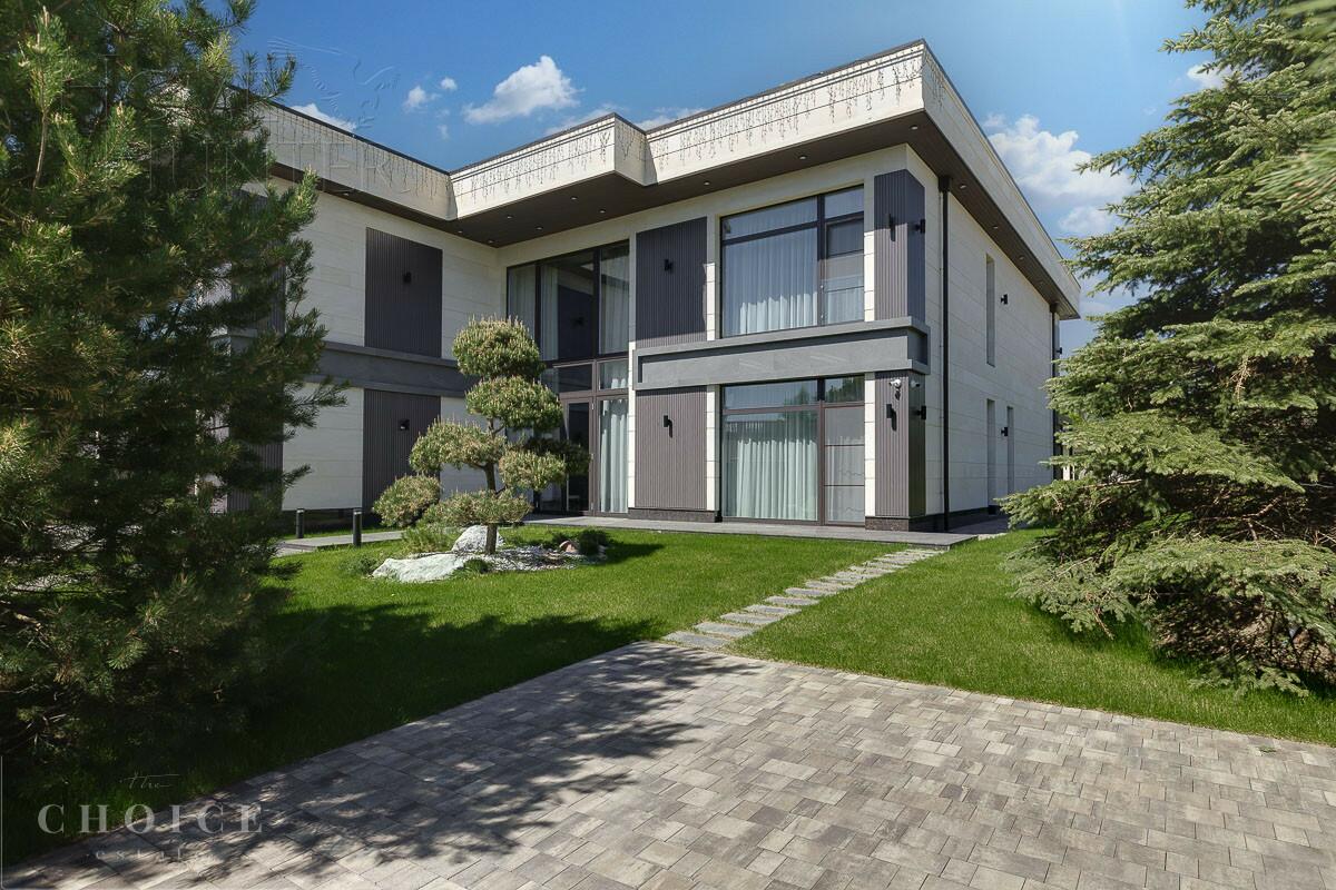 2-этажный коттедж 1 145 м² с отделкой