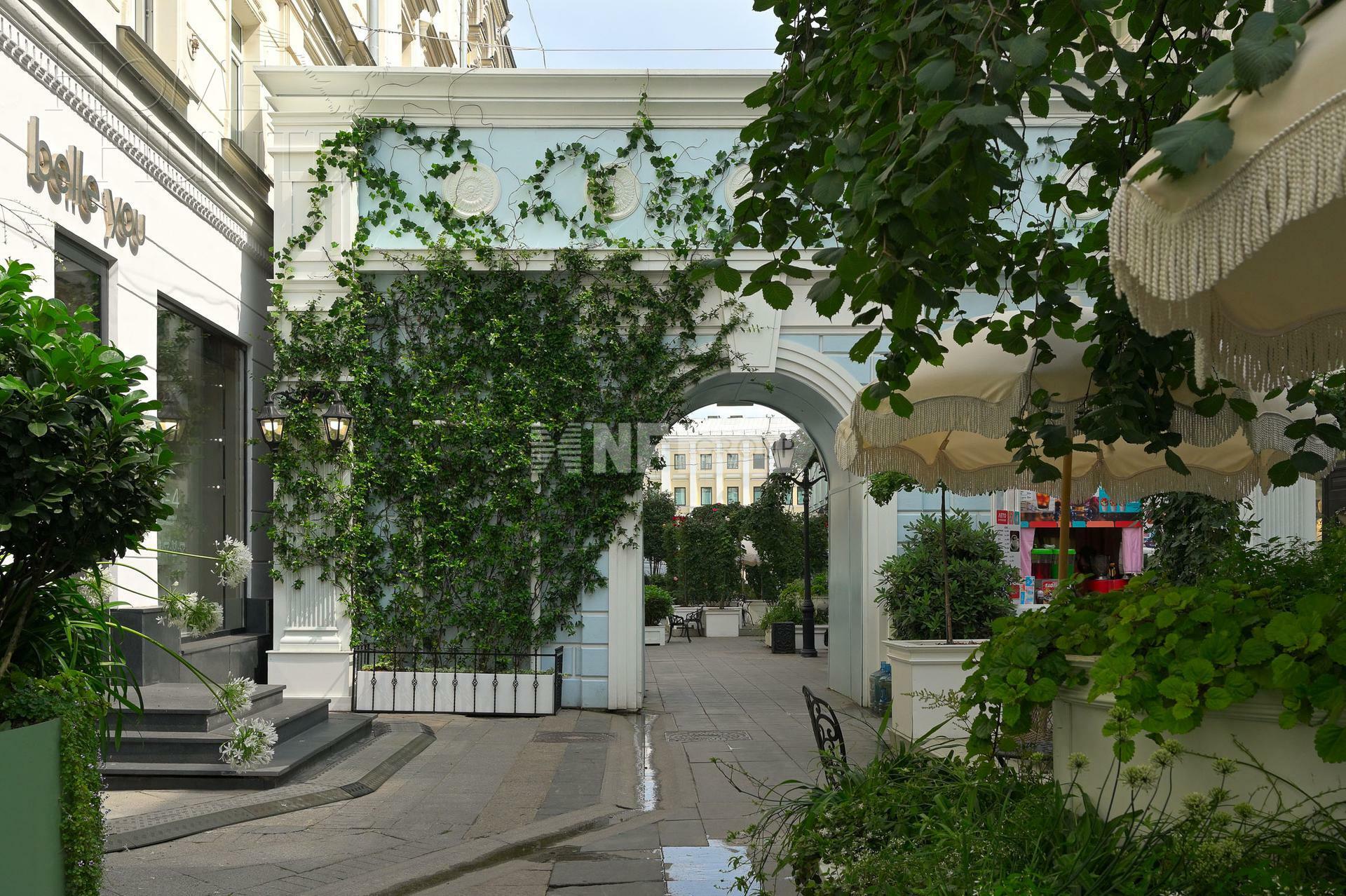 5-КОМН. КВАРТИРА С ОТДЕЛКОЙ 210 М² НА 3 ЭТАЖЕ