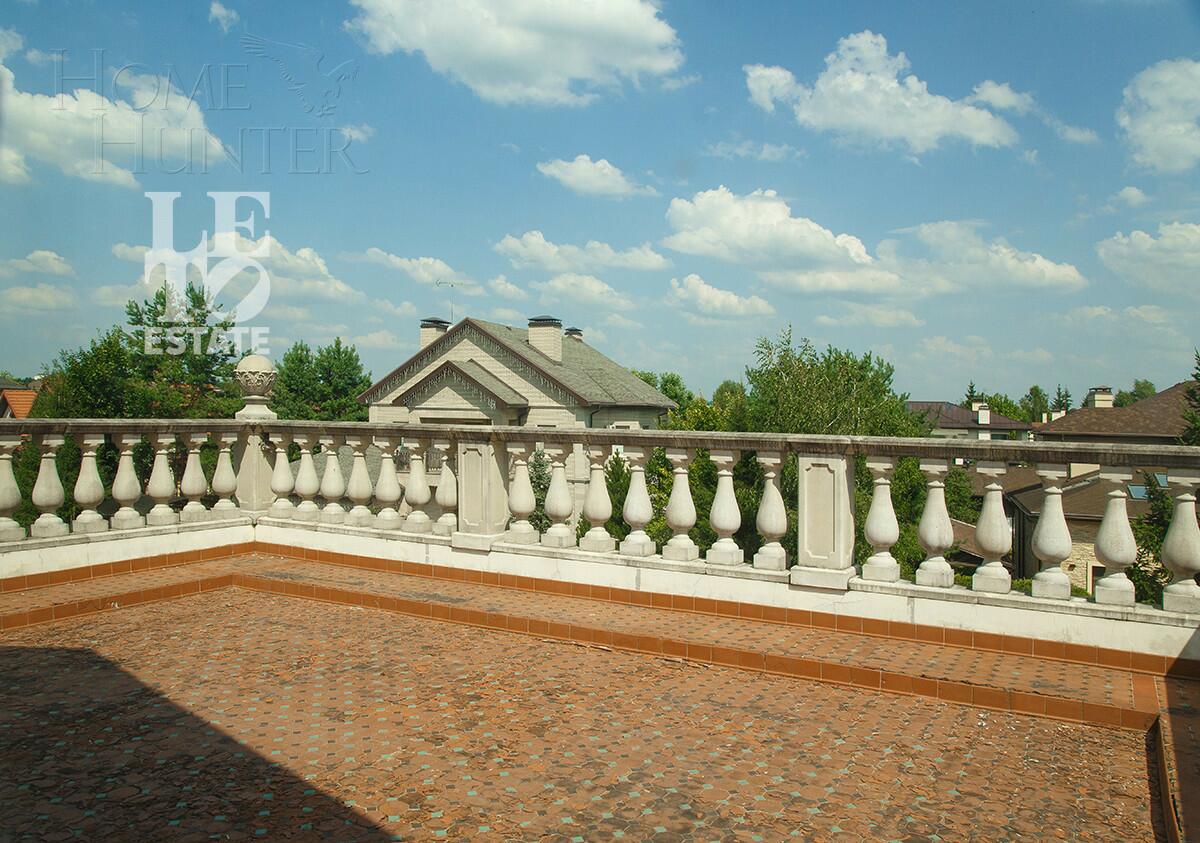 2-этажный коттедж 1 569 м² без отделки