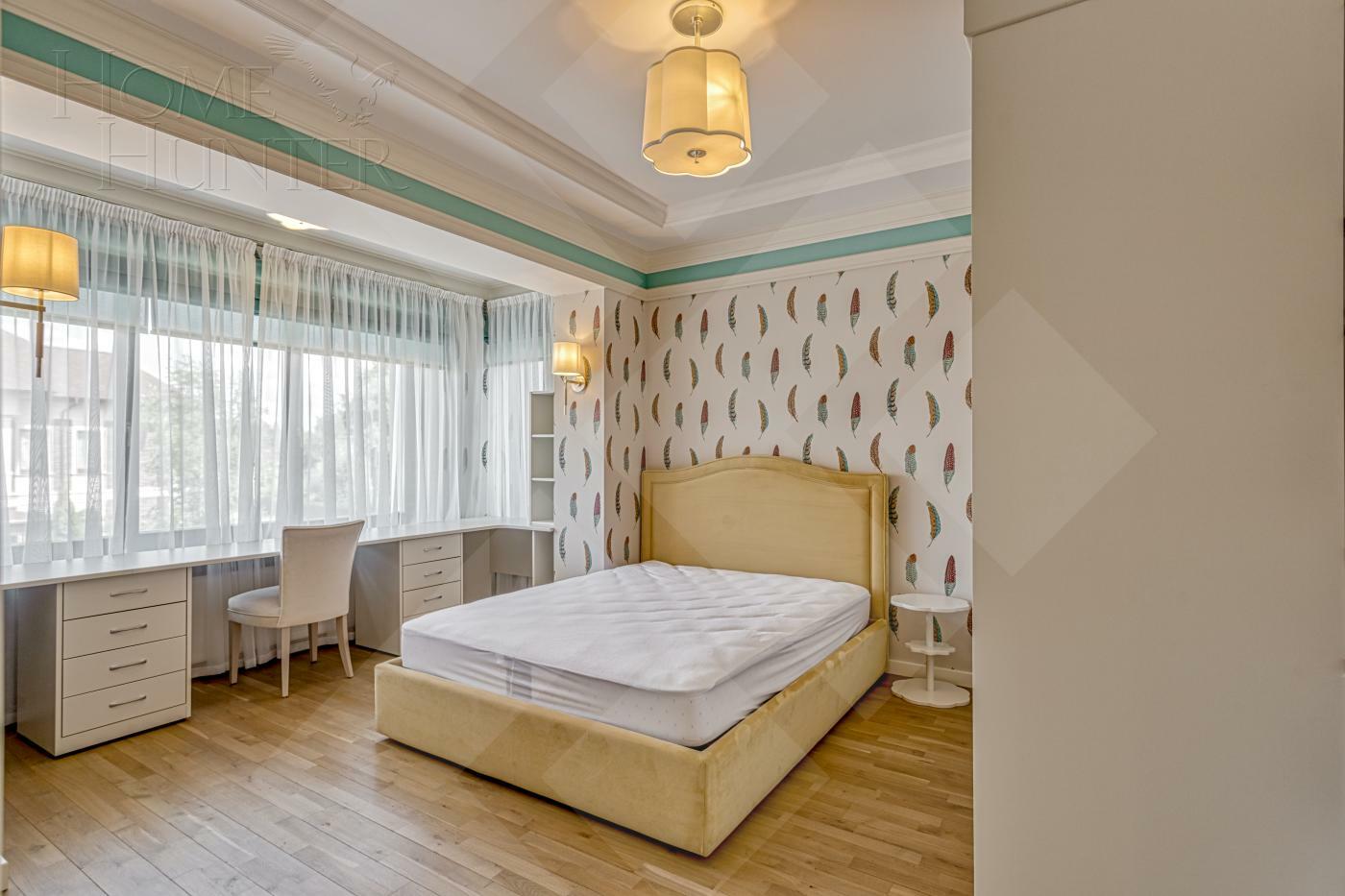 2-этажный коттедж 650 м² с отделкой