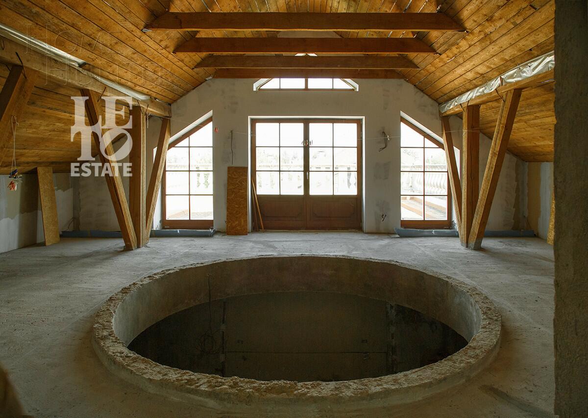 2-этажный коттедж 1 569 м² без отделки