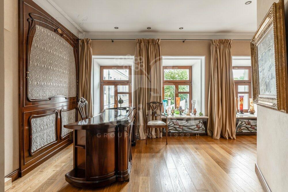 3-УРОВНЕВЫЙ ТАУНХАУС С ОТДЕЛКОЙ 154.2 М² НА 1 ЭТАЖЕ