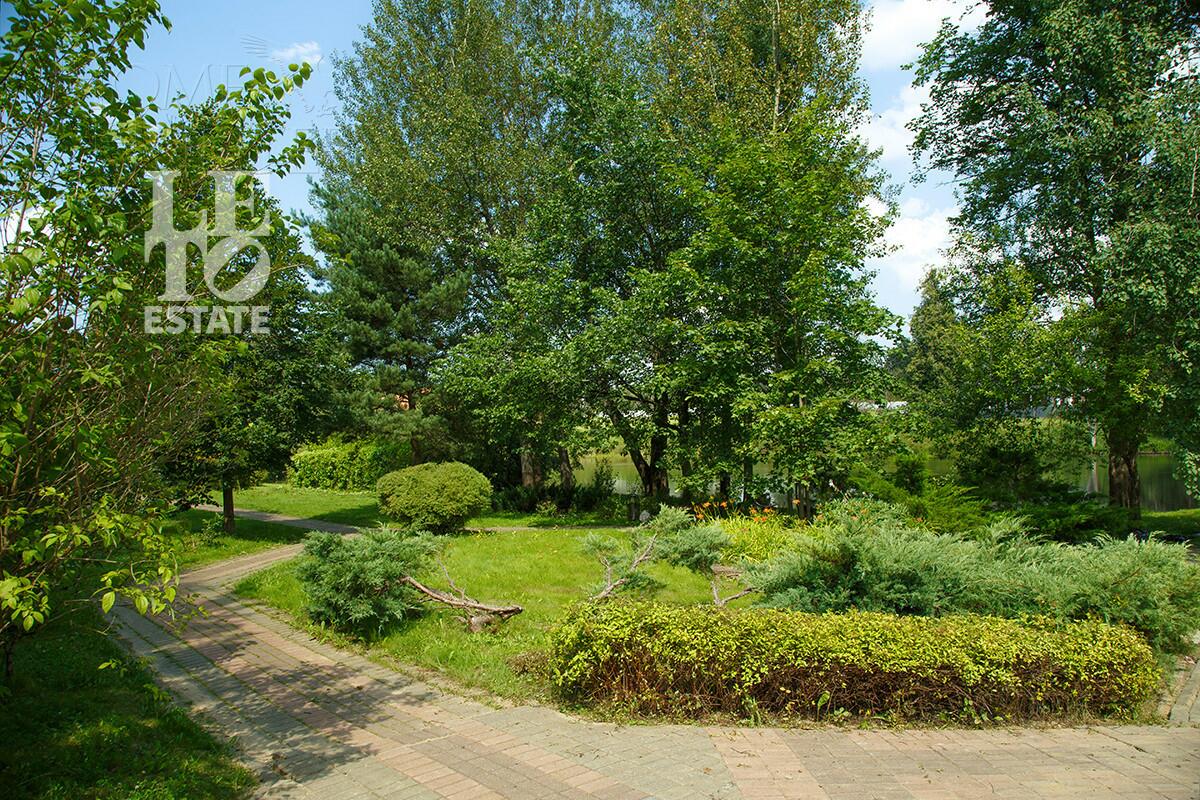 2-этажный коттедж 1 569 м² без отделки