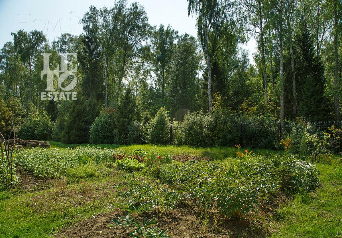 2-этажный коттедж 1 569 м² без отделки