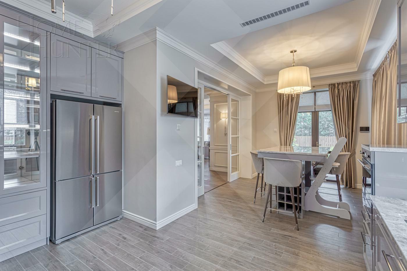 2-этажный коттедж 650 м² с отделкой