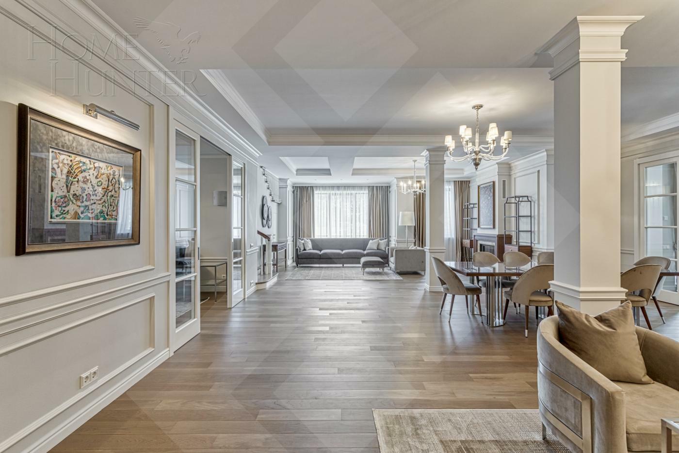 2-этажный коттедж 650 м² с отделкой