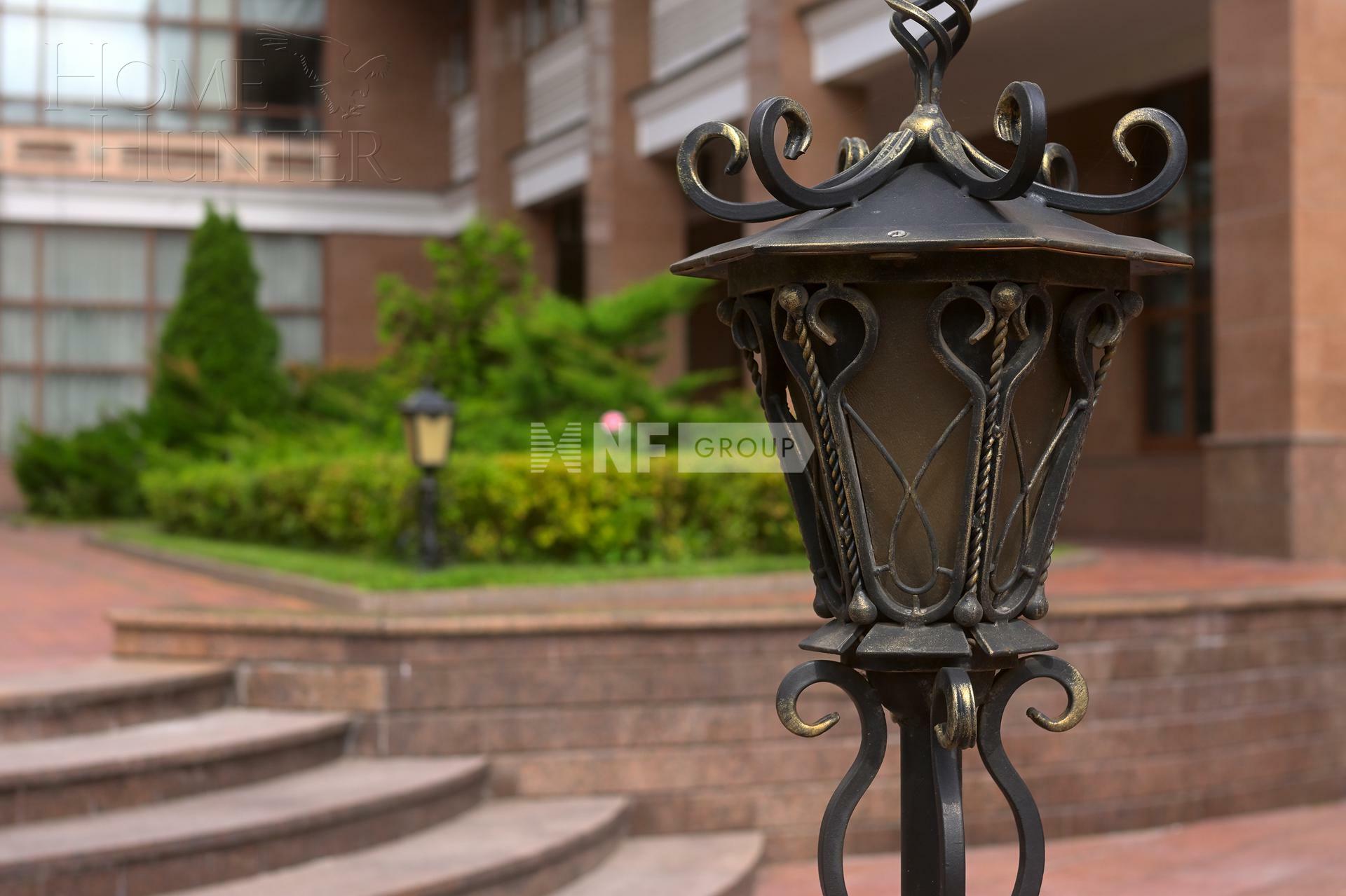 5-КОМН. КВАРТИРА С ОТДЕЛКОЙ 210 М² НА 3 ЭТАЖЕ