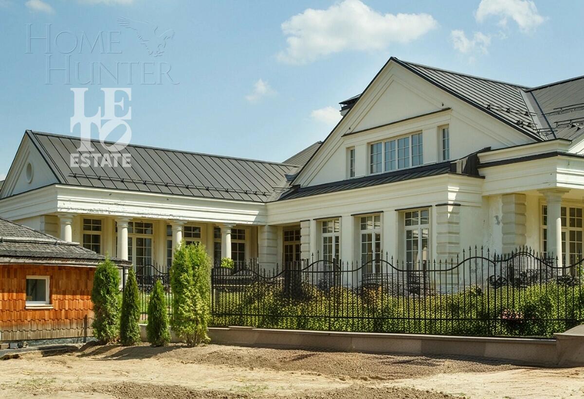 2-этажный коттедж 1 569 м² без отделки