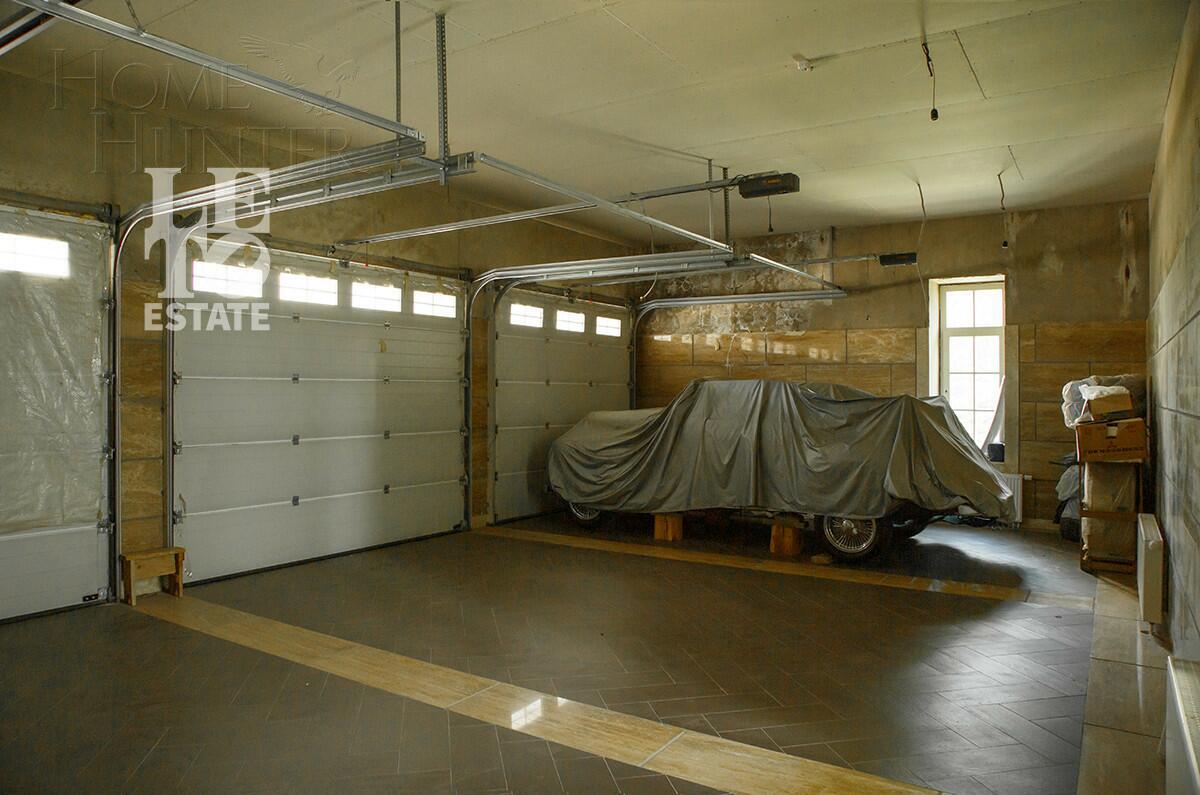 2-этажный коттедж 1 569 м² без отделки