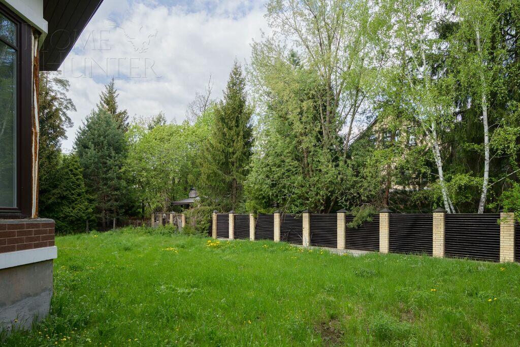 3-этажный коттедж 501.7 м² без отделки