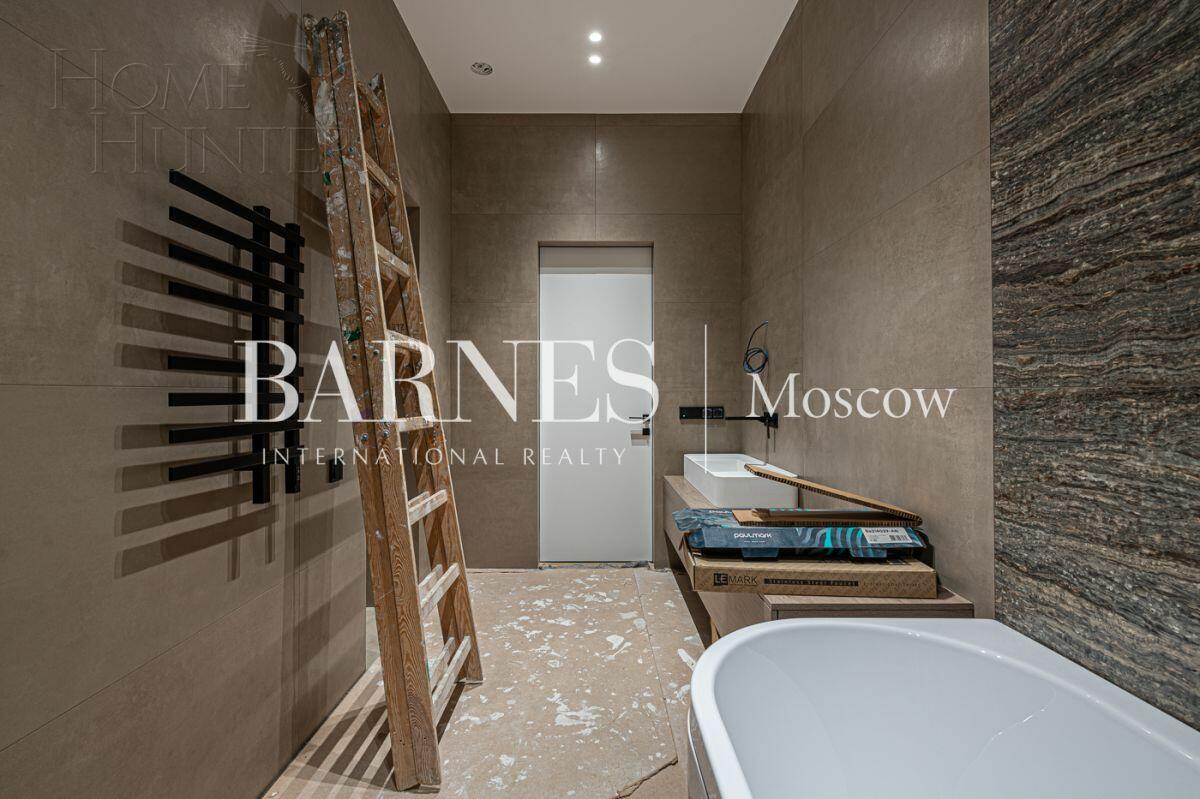 4-КОМН. КВАРТИРА С ОТДЕЛКОЙ 250.25 М² НА 4 ЭТАЖЕ