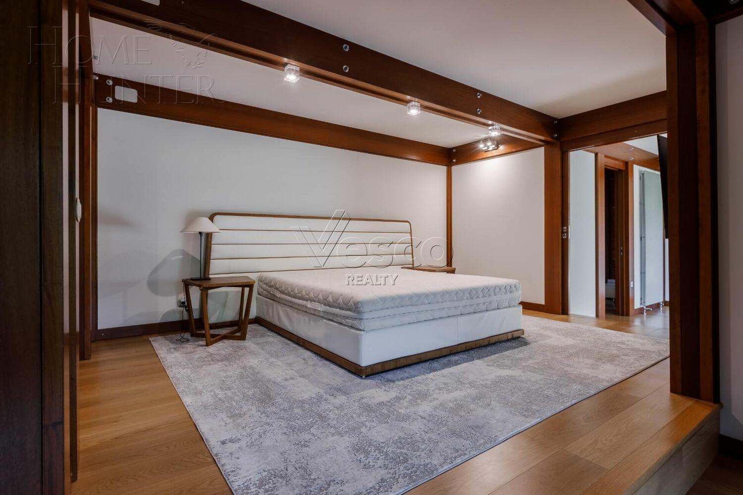 1-этажный коттедж 778 м² с отделкой