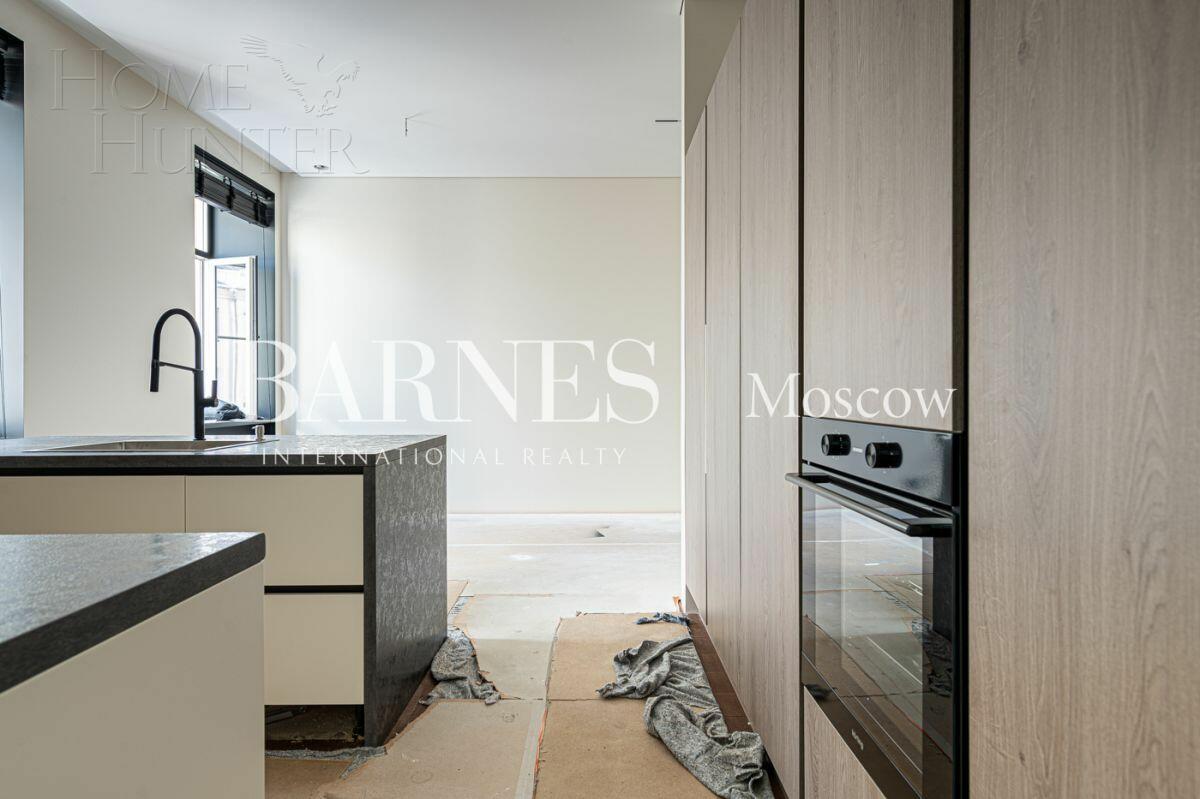 4-КОМН. КВАРТИРА С ОТДЕЛКОЙ 250.25 М² НА 4 ЭТАЖЕ