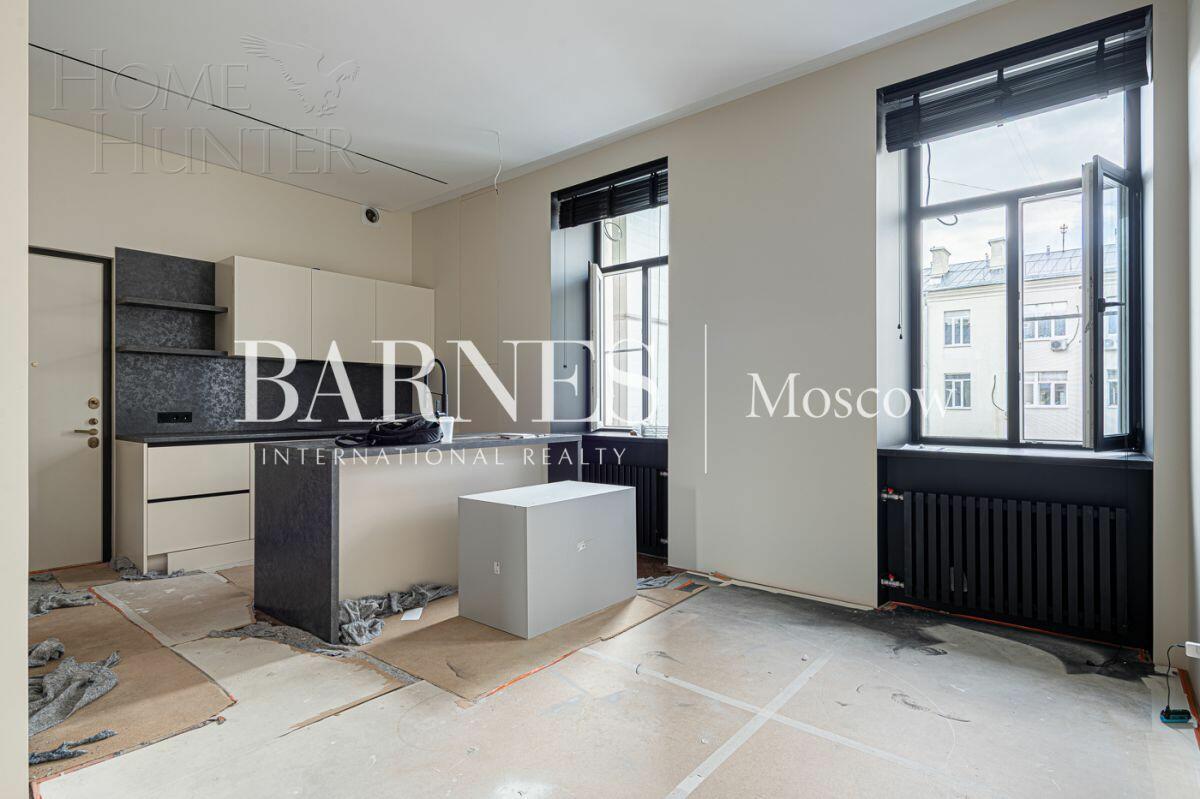 4-КОМН. КВАРТИРА С ОТДЕЛКОЙ 250.25 М² НА 4 ЭТАЖЕ