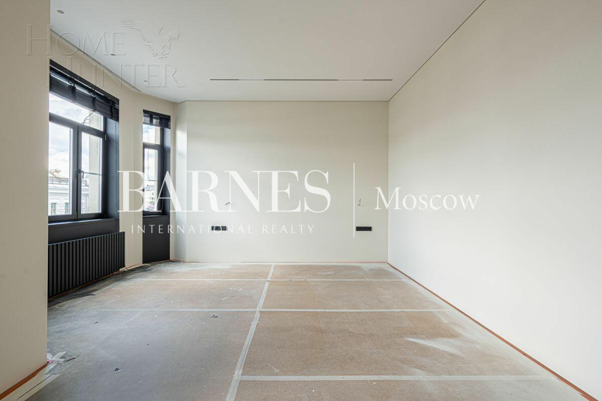 4-КОМН. КВАРТИРА С ОТДЕЛКОЙ 250.25 М² НА 4 ЭТАЖЕ