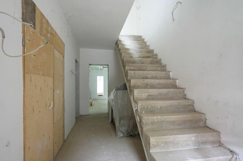 3-этажный коттедж 501.7 м² без отделки