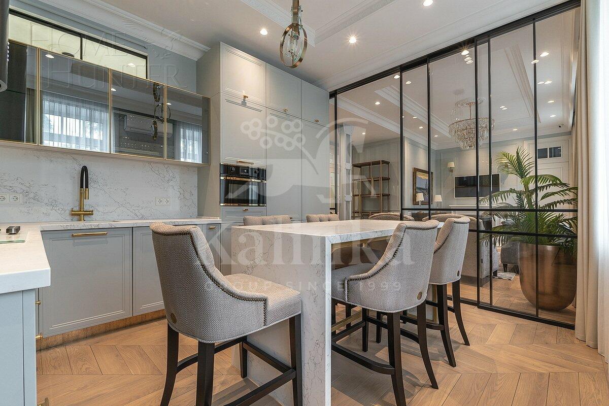 5-КОМН. КВАРТИРА С ОТДЕЛКОЙ 115 М² НА 4 ЭТАЖЕ