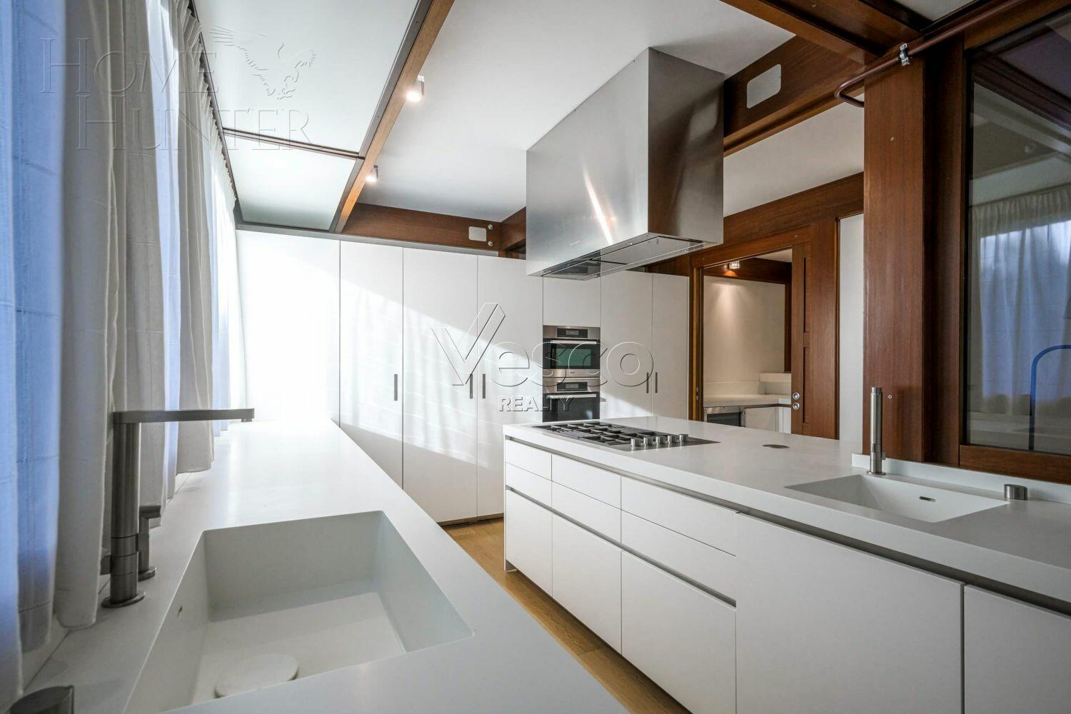 1-этажный коттедж 778 м² с отделкой