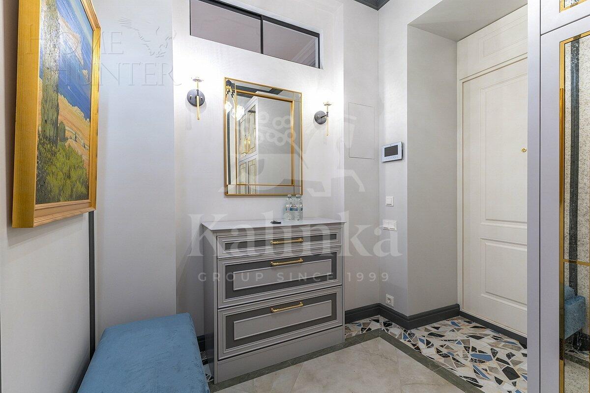 5-КОМН. КВАРТИРА С ОТДЕЛКОЙ 115 М² НА 4 ЭТАЖЕ