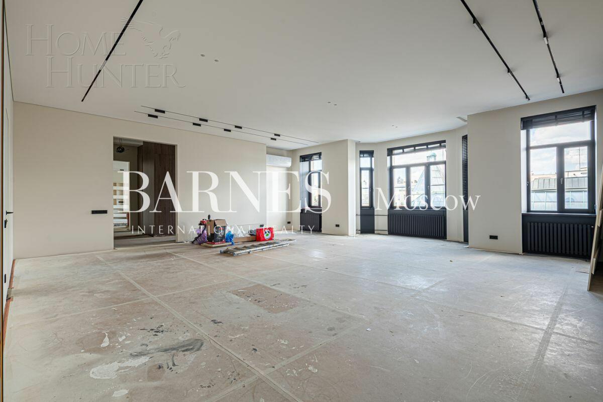 4-КОМН. КВАРТИРА С ОТДЕЛКОЙ 250.25 М² НА 4 ЭТАЖЕ