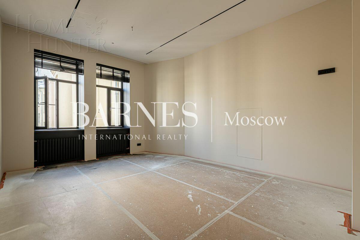 4-КОМН. КВАРТИРА С ОТДЕЛКОЙ 250.25 М² НА 4 ЭТАЖЕ