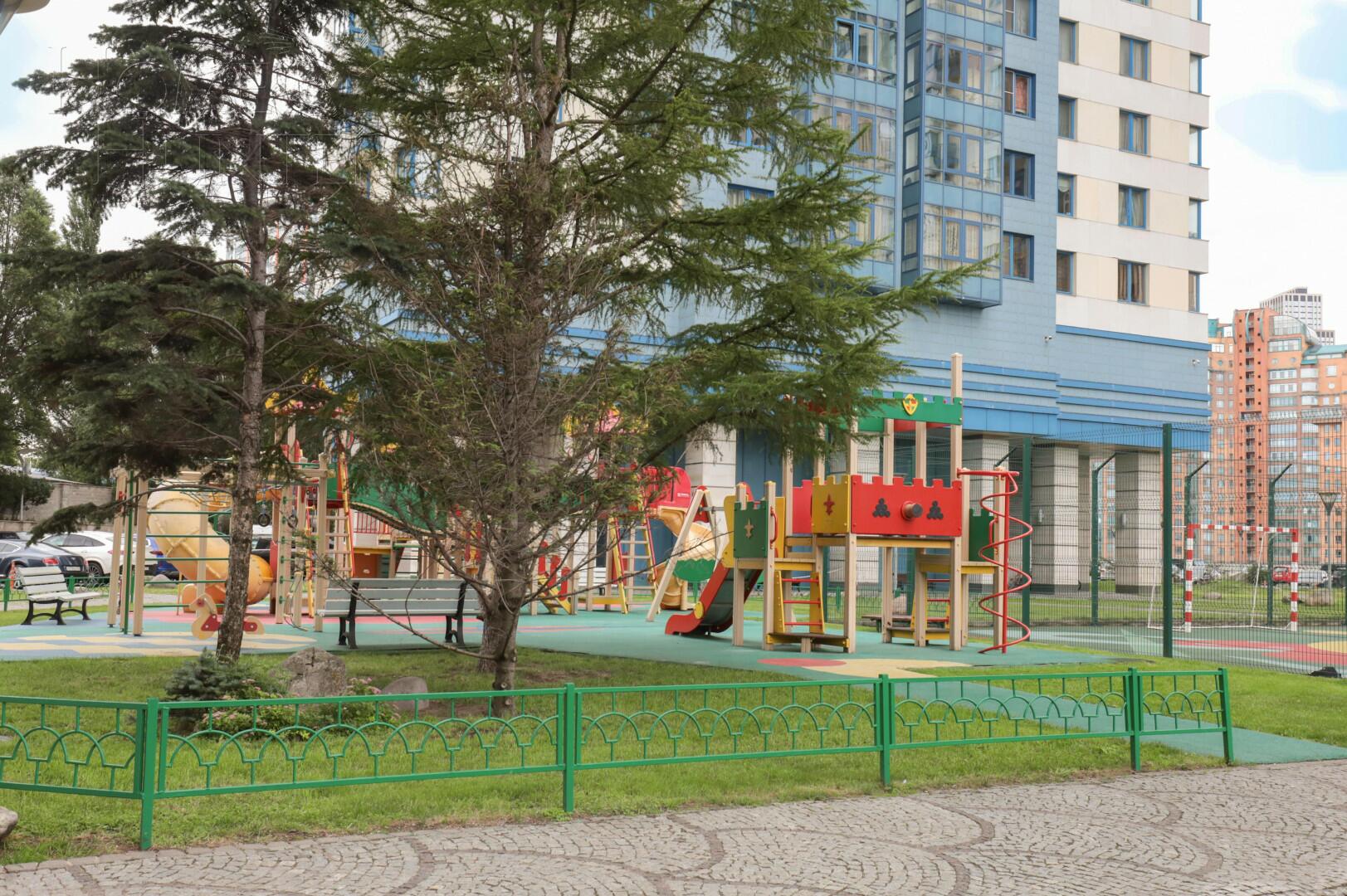 2-КОМН. КВАРТИРА С ОТДЕЛКОЙ 109.5 М² НА 29 ЭТАЖЕ