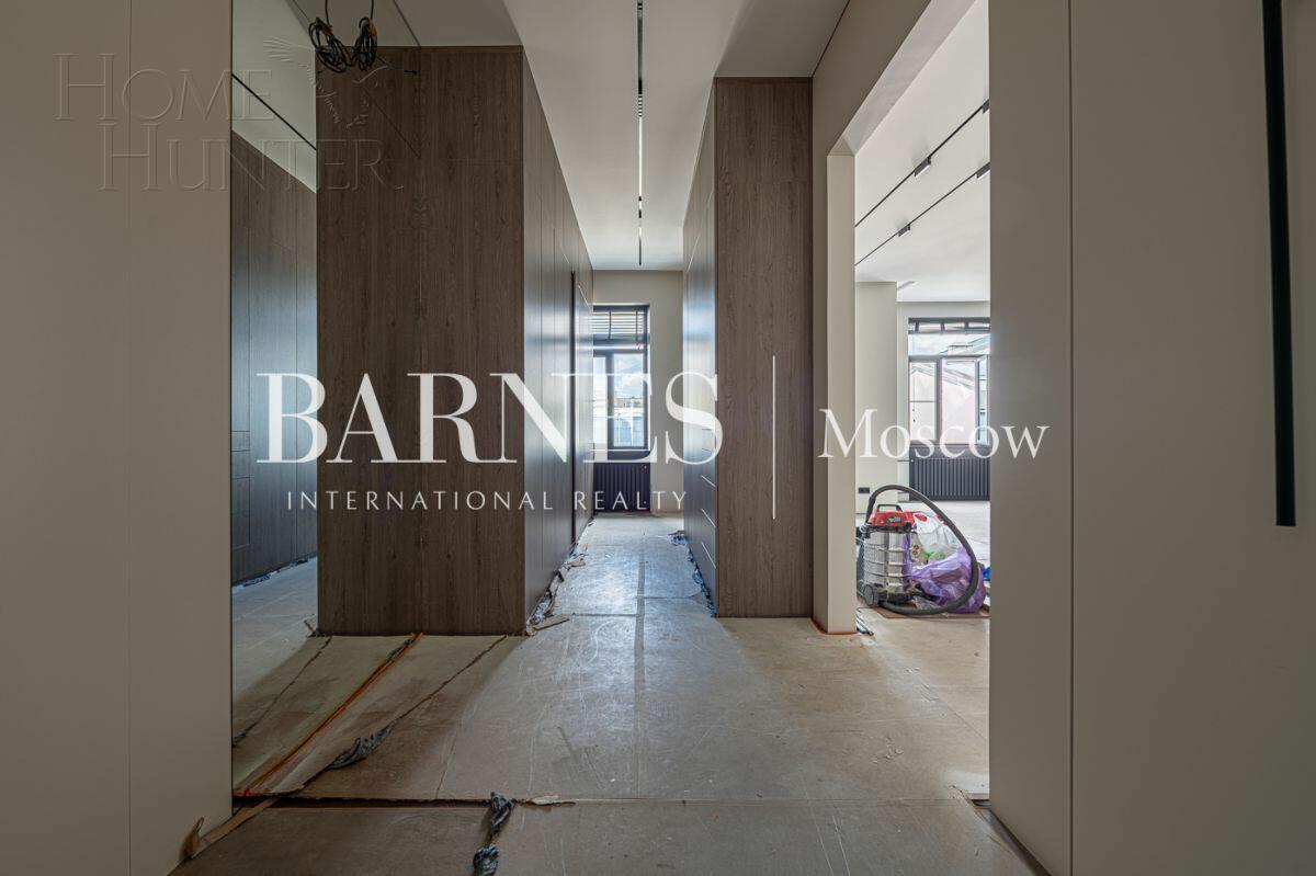 4-КОМН. КВАРТИРА С ОТДЕЛКОЙ 250.25 М² НА 4 ЭТАЖЕ